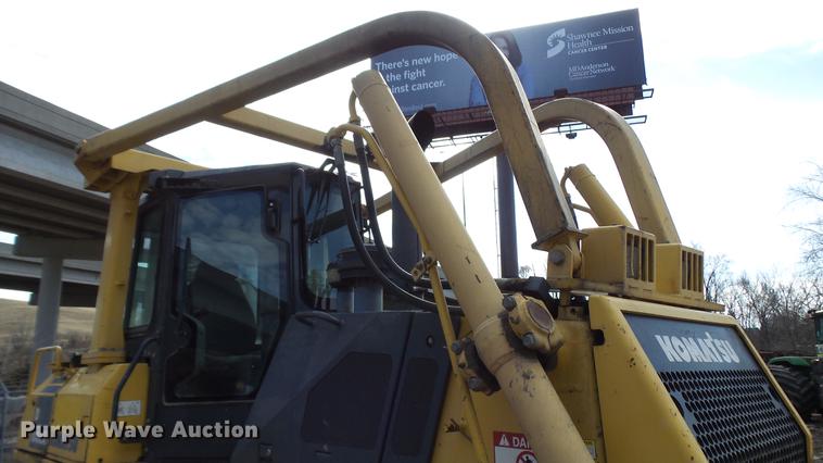 image for item DX9353 2006 Komatsu D65EX-15R dozer