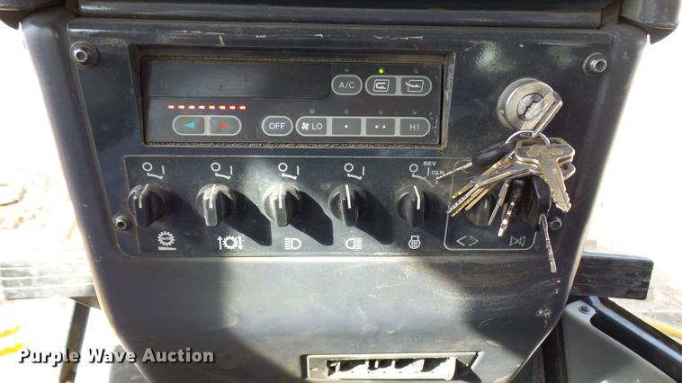 image for item DX9353 2006 Komatsu D65EX-15R dozer