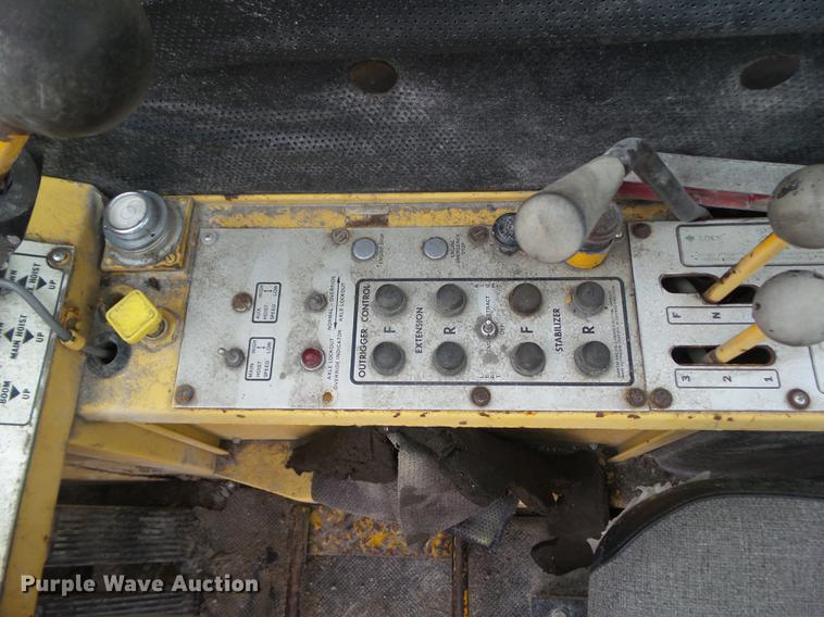 image for item DZ9250 1979 Grove RT65S crane