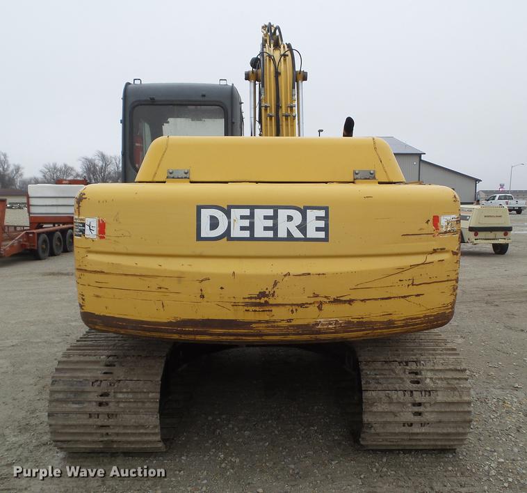 image for item DZ9251 2004 John Deere 120C excavator