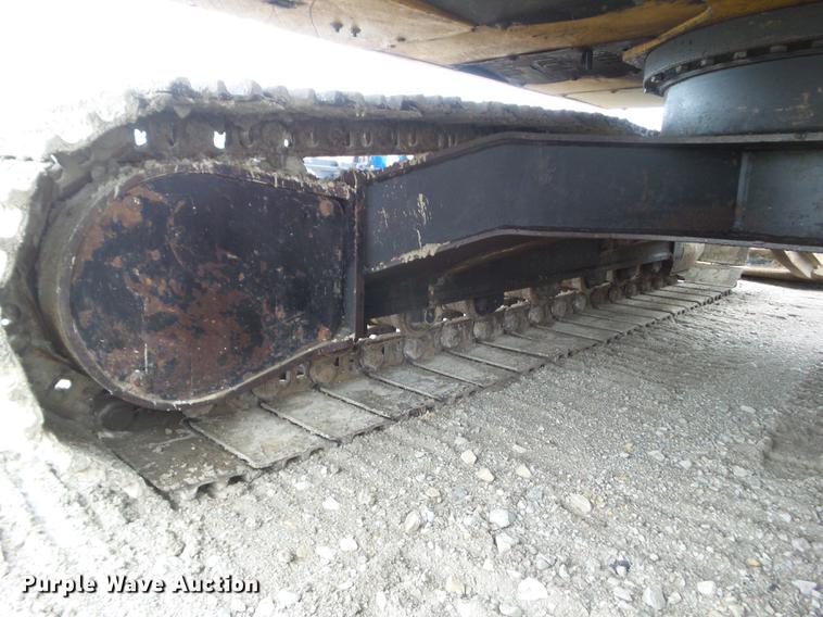 image for item DZ9251 2004 John Deere 120C excavator