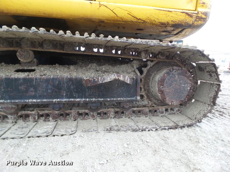 image for item DZ9251 2004 John Deere 120C excavator