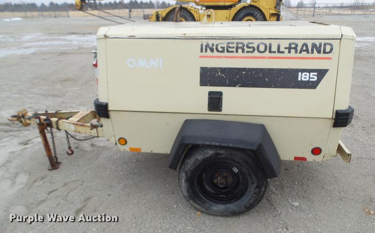 image for item DZ9254 2001 Ingersoll Rand PL185WJD air compressor