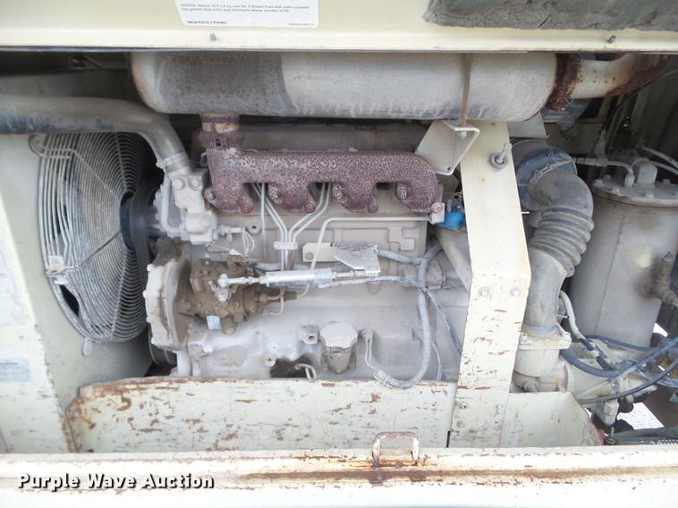 image for item DZ9254 2001 Ingersoll Rand PL185WJD air compressor