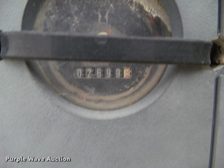 image for item DZ9254 2001 Ingersoll Rand PL185WJD air compressor