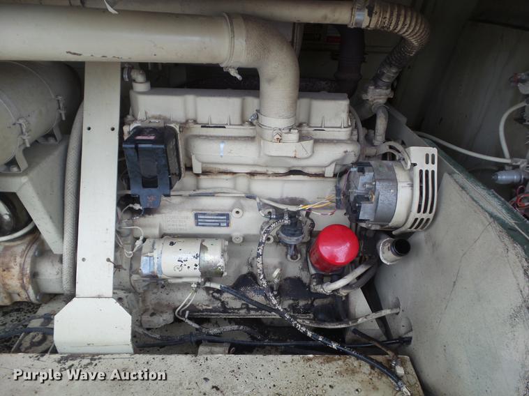 image for item DZ9255 Ingersoll Rand 185 air compressor