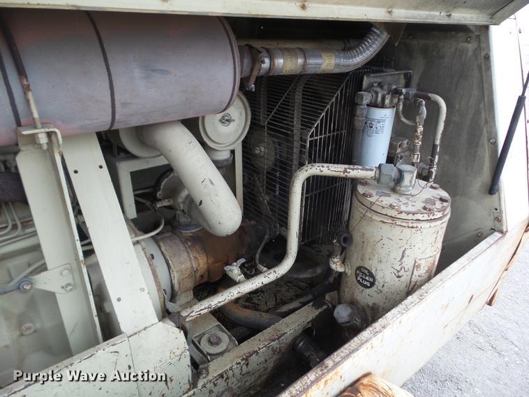 image for item DZ9255 Ingersoll Rand 185 air compressor