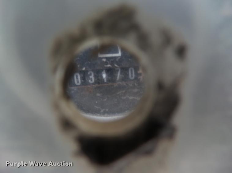 image for item DZ9255 Ingersoll Rand 185 air compressor