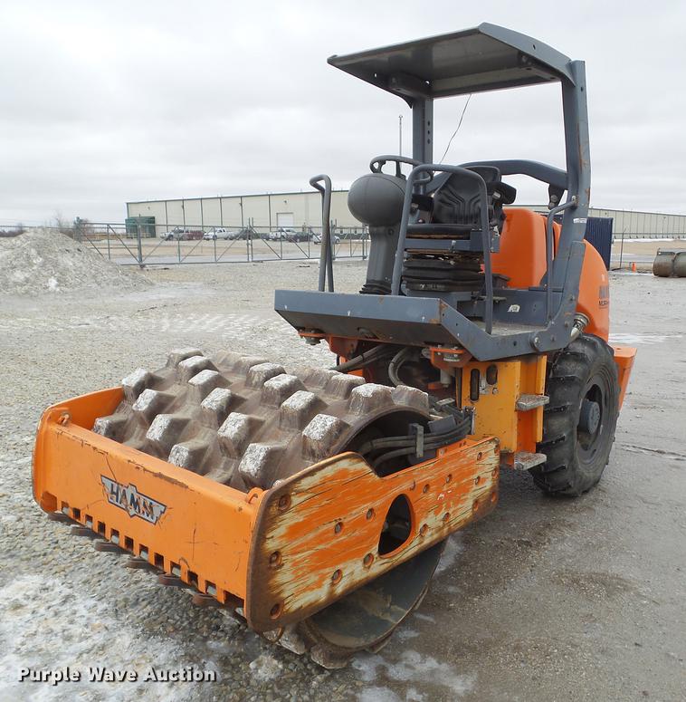 image for item DZ9256 2007 Hamm 3205P single drum vibratory roller