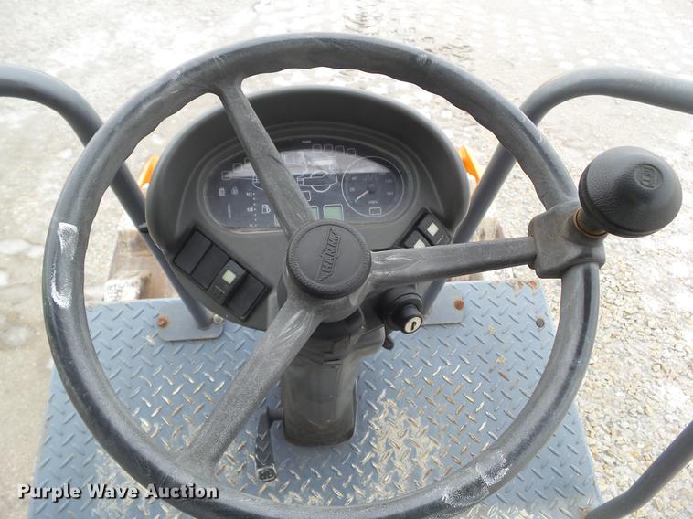 image for item DZ9256 2007 Hamm 3205P single drum vibratory roller