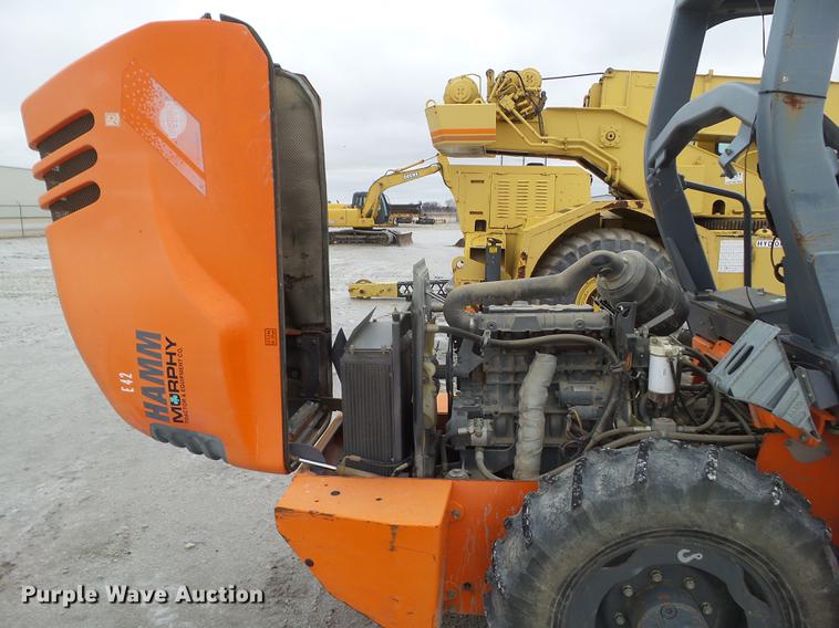 image for item DZ9256 2007 Hamm 3205P single drum vibratory roller