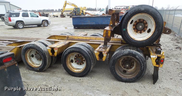 image for item DZ9257 2001 Load King HDD 503/4 lowboy equipment trailer