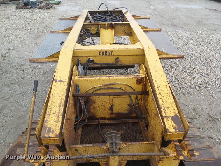 image for item DZ9257 2001 Load King HDD 503/4 lowboy equipment trailer