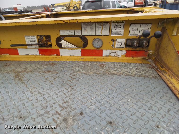 image for item DZ9257 2001 Load King HDD 503/4 lowboy equipment trailer