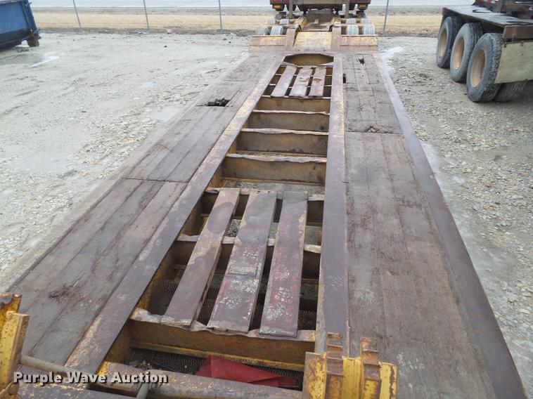 image for item DZ9257 2001 Load King HDD 503/4 lowboy equipment trailer