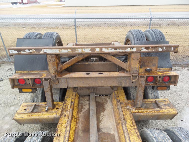 image for item DZ9257 2001 Load King HDD 503/4 lowboy equipment trailer