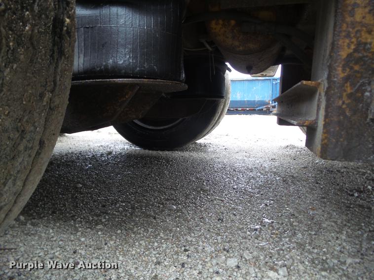 image for item DZ9257 2001 Load King HDD 503/4 lowboy equipment trailer