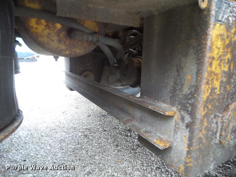 image for item DZ9257 2001 Load King HDD 503/4 lowboy equipment trailer