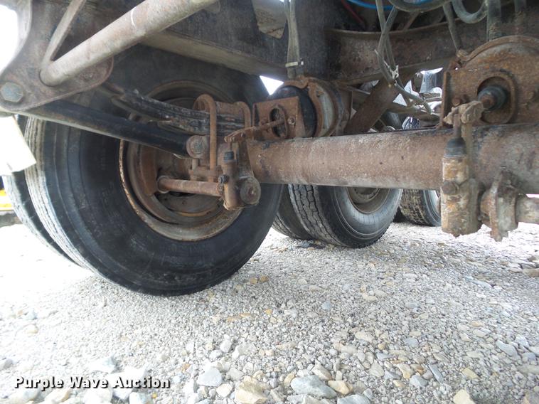 image for item DZ9258 1998 Circle R SS443 side dump trailer