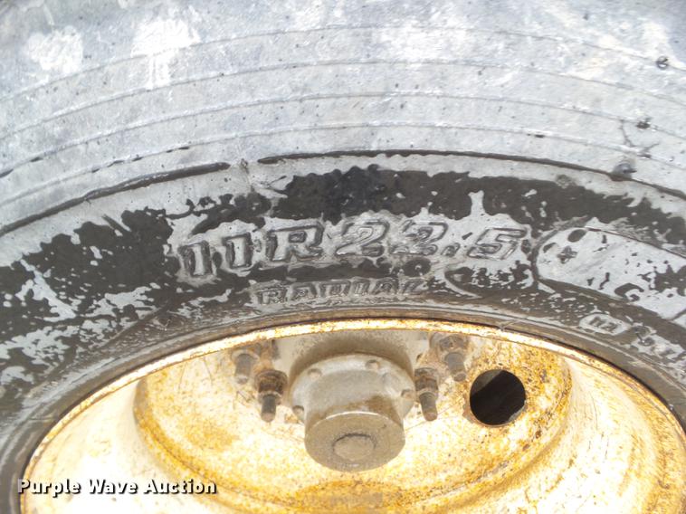 image for item DZ9258 1998 Circle R SS443 side dump trailer