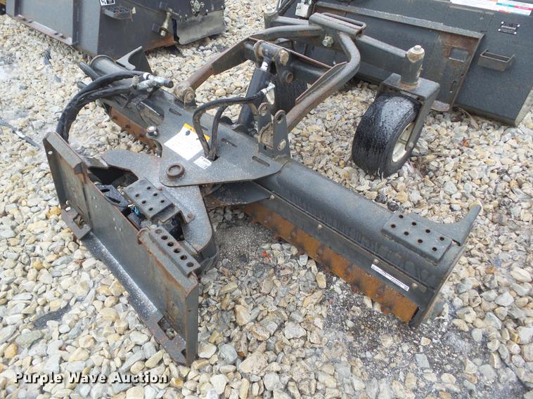 image for item DZ9265 2014 Bobcat 84SCHHF soil conditioner