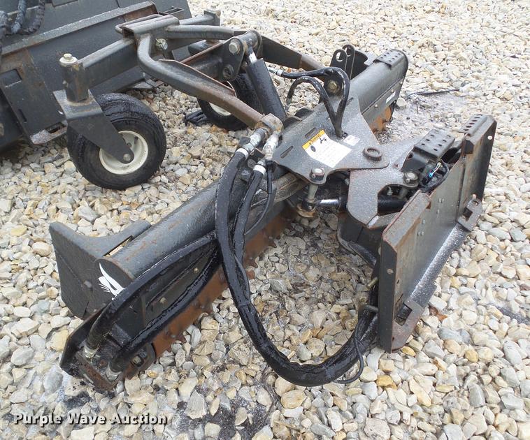 image for item DZ9265 2014 Bobcat 84SCHHF soil conditioner