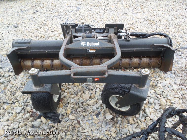 image for item DZ9265 2014 Bobcat 84SCHHF soil conditioner