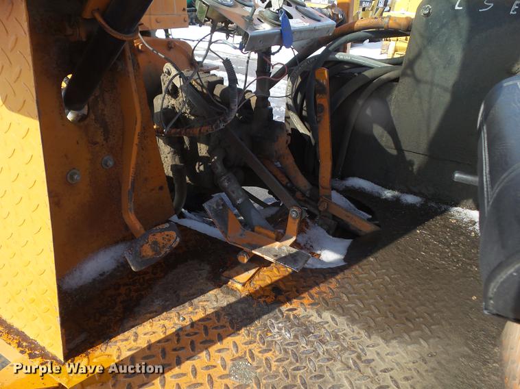 image for item DZ9266 1986 Broce CMH20 broom