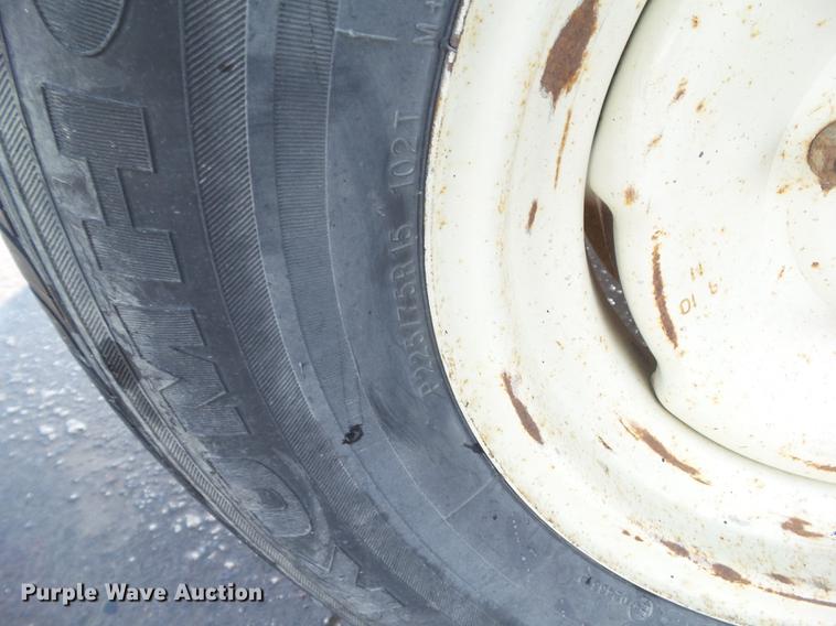 image for item DZ9266 1986 Broce CMH20 broom