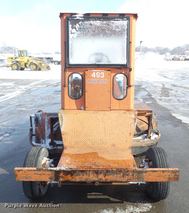 image for item DZ9267 Broce RC300 broom