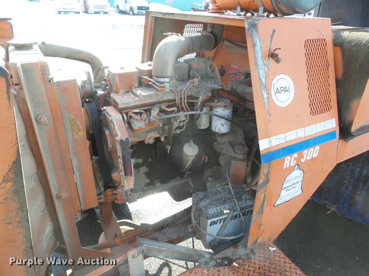 image for item DZ9267 Broce RC300 broom