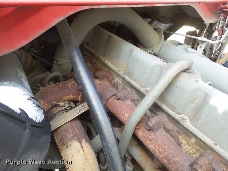 image for item DZ9268 1990 Ford CF7000 oil distributor truck