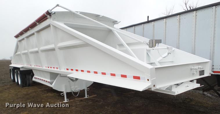image for item DZ9271 2002 Corn Belt Trail Blazer S-4403 bottom dump trailer