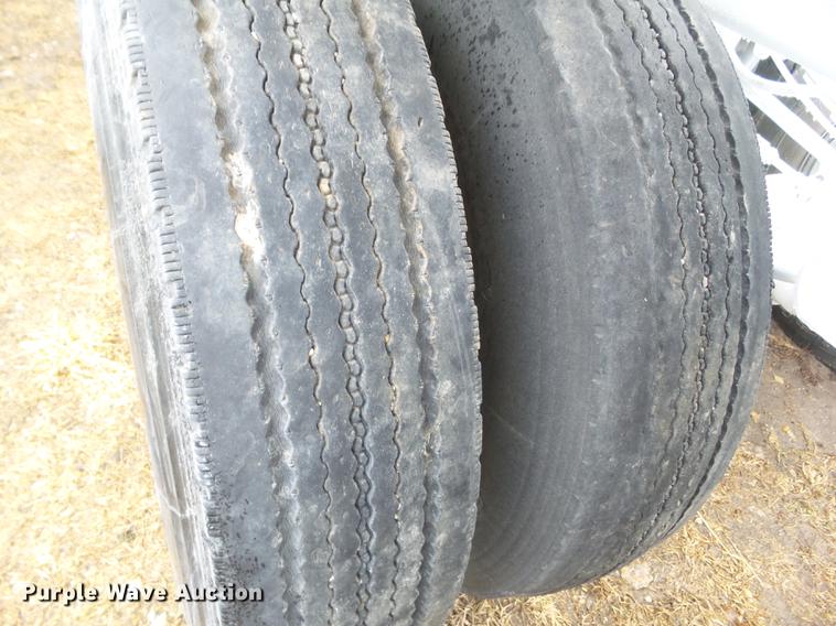 image for item DZ9271 2002 Corn Belt Trail Blazer S-4403 bottom dump trailer