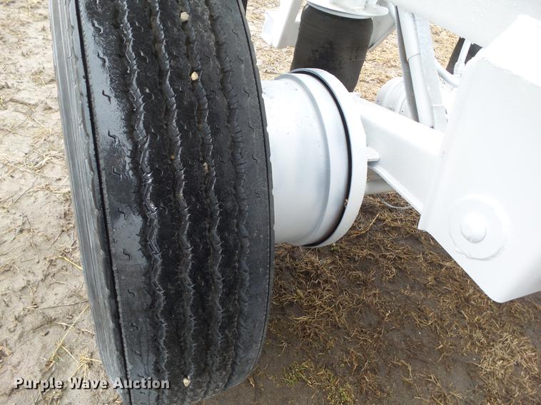 image for item DZ9271 2002 Corn Belt Trail Blazer S-4403 bottom dump trailer