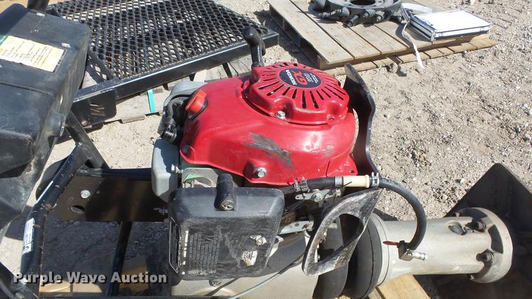 image for item EA9864 MBW R440H Ground Pounder compactor