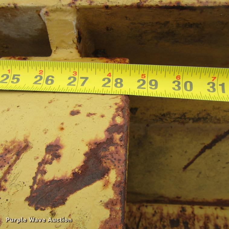 image for item EB9509 Balderson D0966510-3 dozer blade