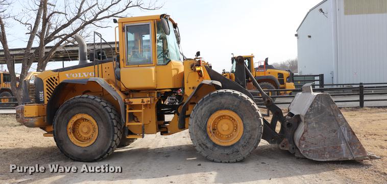 image for item EC9449 2004 Volvo L120E wheel loader