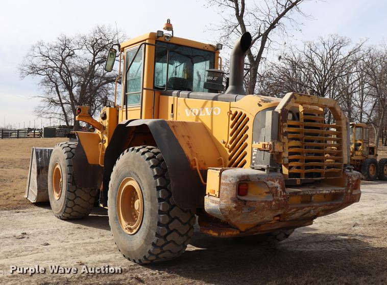 image for item EC9449 2004 Volvo L120E wheel loader