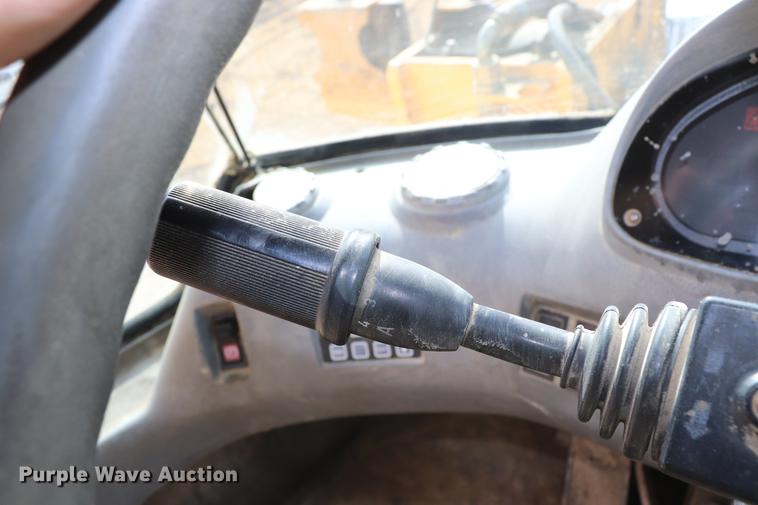 image for item EC9449 2004 Volvo L120E wheel loader