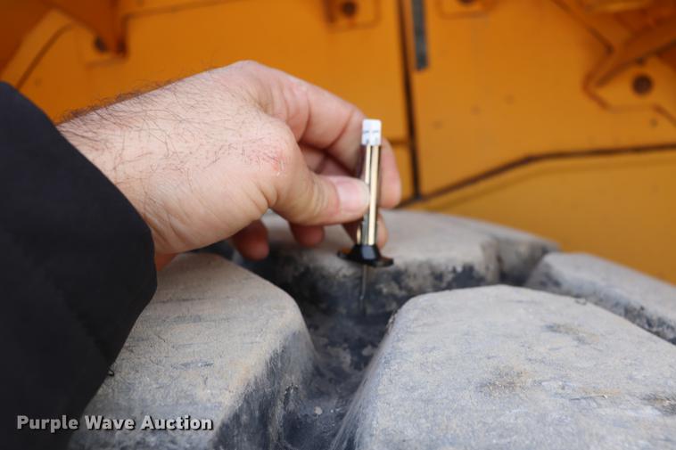 image for item EC9449 2004 Volvo L120E wheel loader