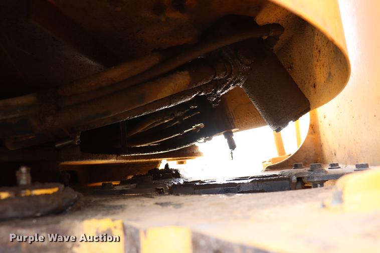 image for item EC9449 2004 Volvo L120E wheel loader