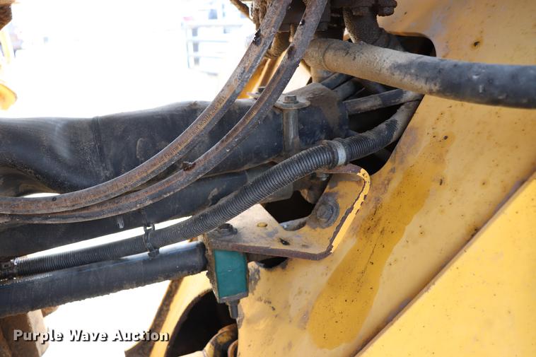 image for item EC9449 2004 Volvo L120E wheel loader