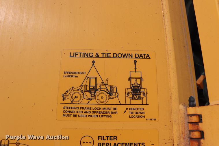 image for item EC9449 2004 Volvo L120E wheel loader