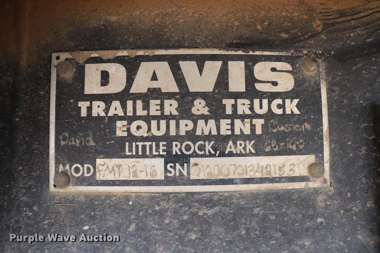 image for item EC9498 1999 International 9200 dump truck