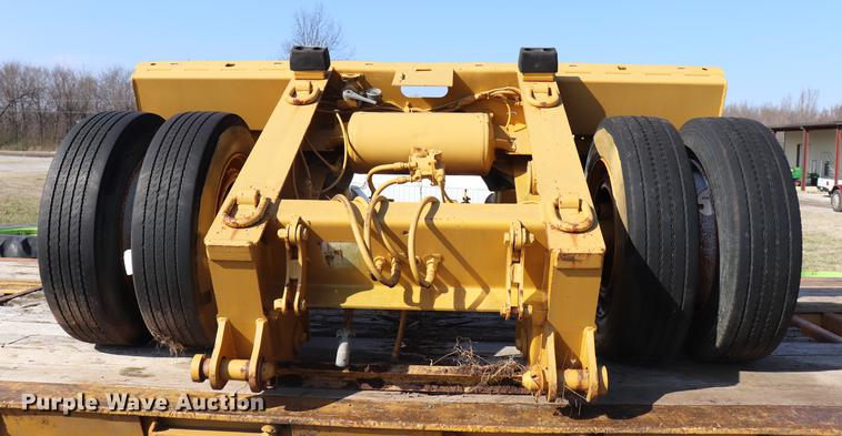 image for item EJ9794 1997 Load King low boy equipment trailer