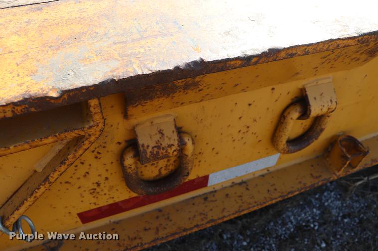 image for item EJ9794 1997 Load King low boy equipment trailer