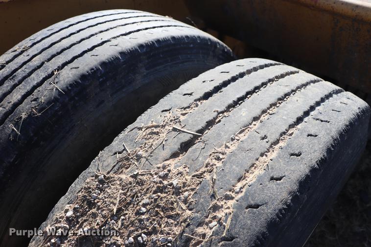 image for item EJ9794 1997 Load King low boy equipment trailer