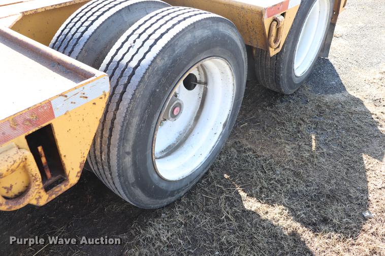 image for item EJ9794 1997 Load King low boy equipment trailer