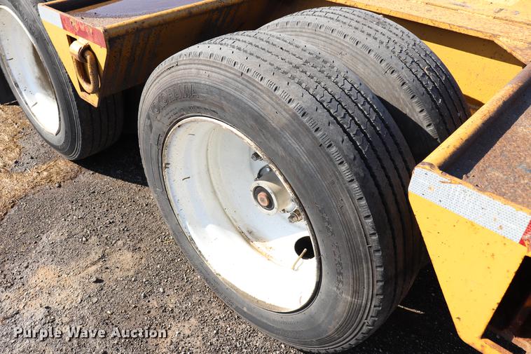 image for item EJ9794 1997 Load King low boy equipment trailer